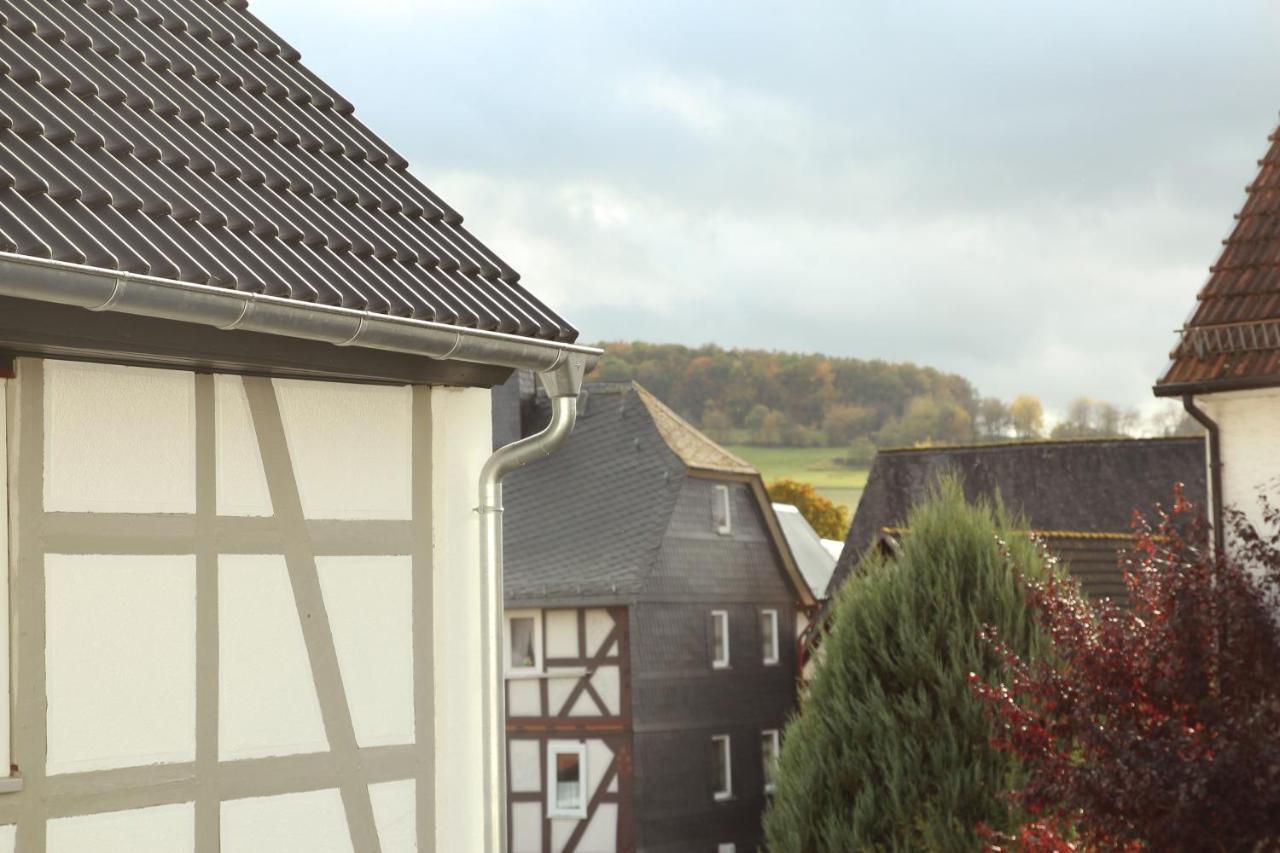 Im Fachwerk - Wohlfuehlen, Entspannen & Wandern Im Gruenen Gladenbach Extérieur photo